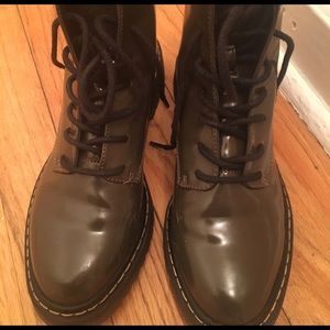 MAKE AN OFFER * Zara Stylish Army Green Boots